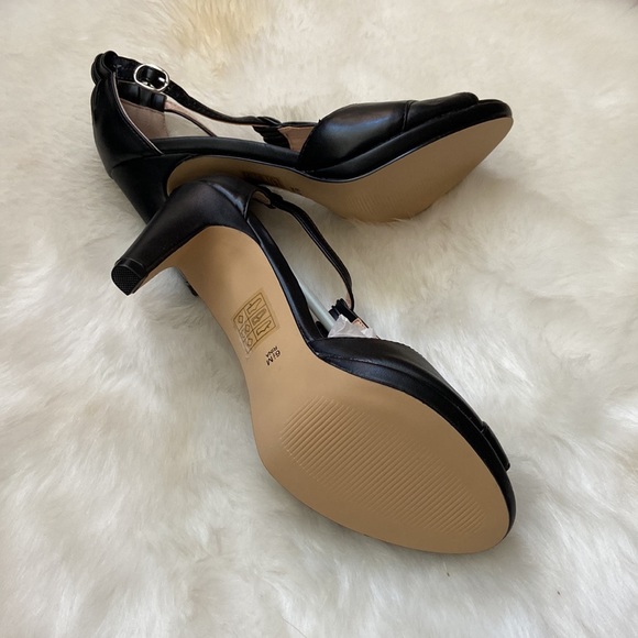 Sexy Jessica strappy high heeled shoes in size 6.5M - Picture 3 of 8